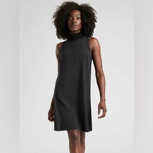 Athleta Initiative Dress Black Lightweight Small #350973 T0315 - Picture 1 of 7